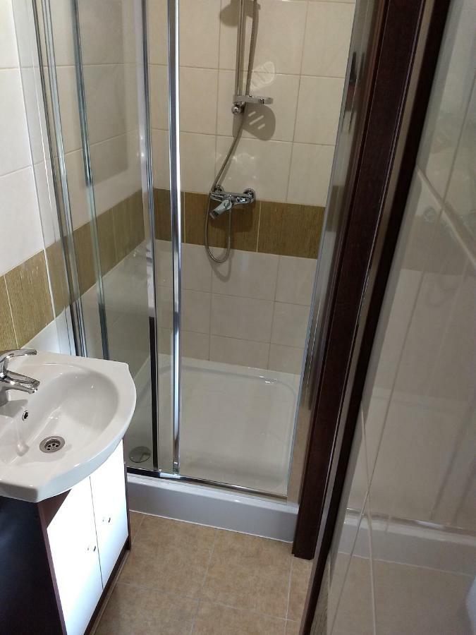 Karczma Biesiadna Bed & Breakfast Dalnia Ngoại thất bức ảnh
