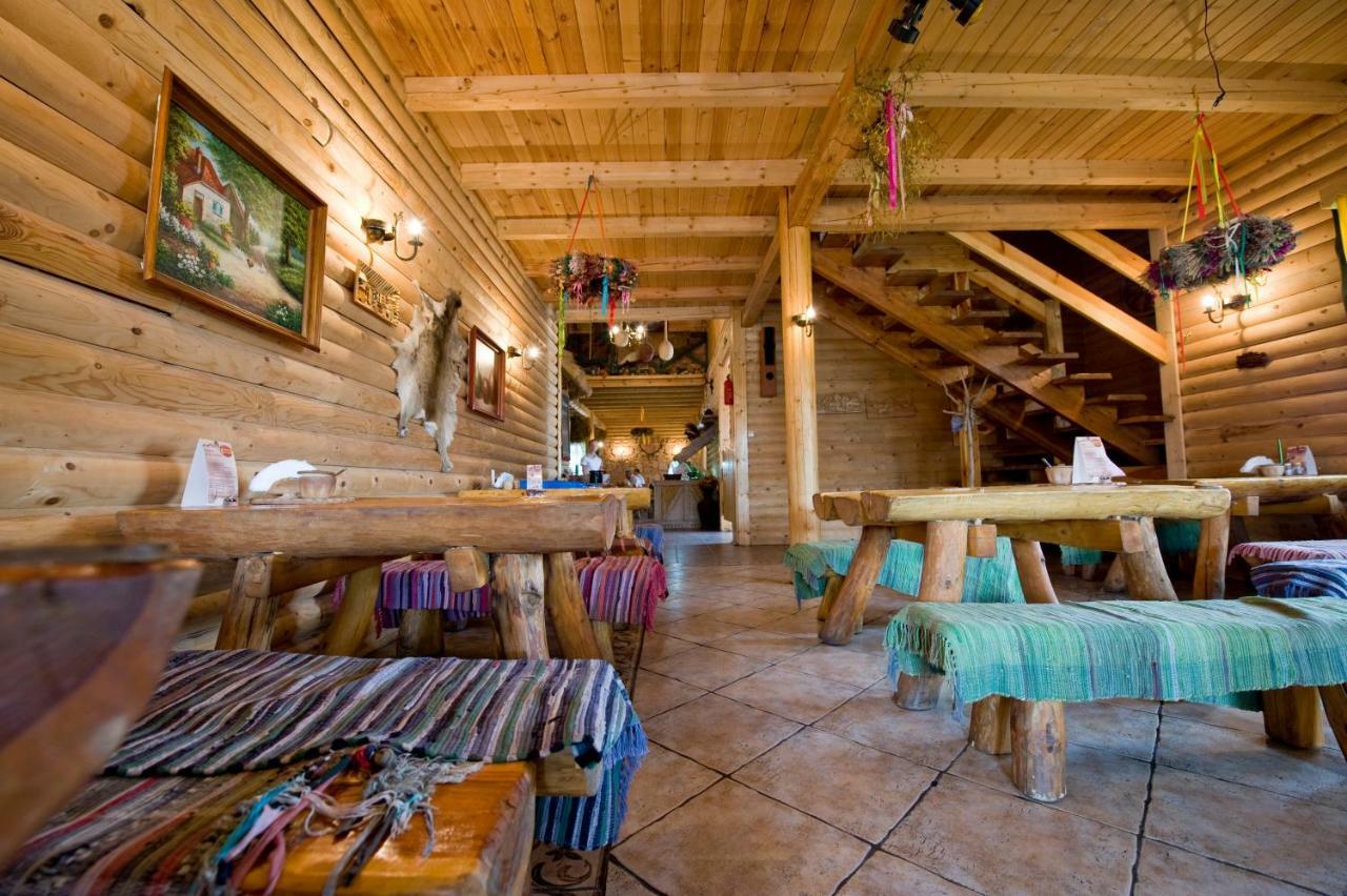Karczma Biesiadna Bed & Breakfast Dalnia Ngoại thất bức ảnh